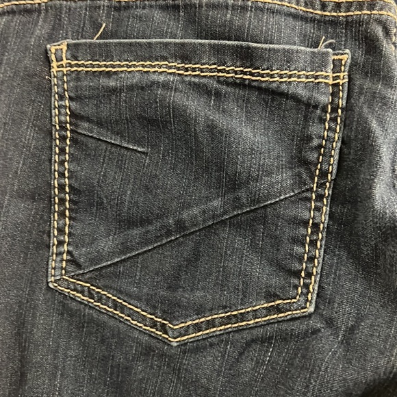 BKE Peyton Jeans 👖 - Picture 3 of 6